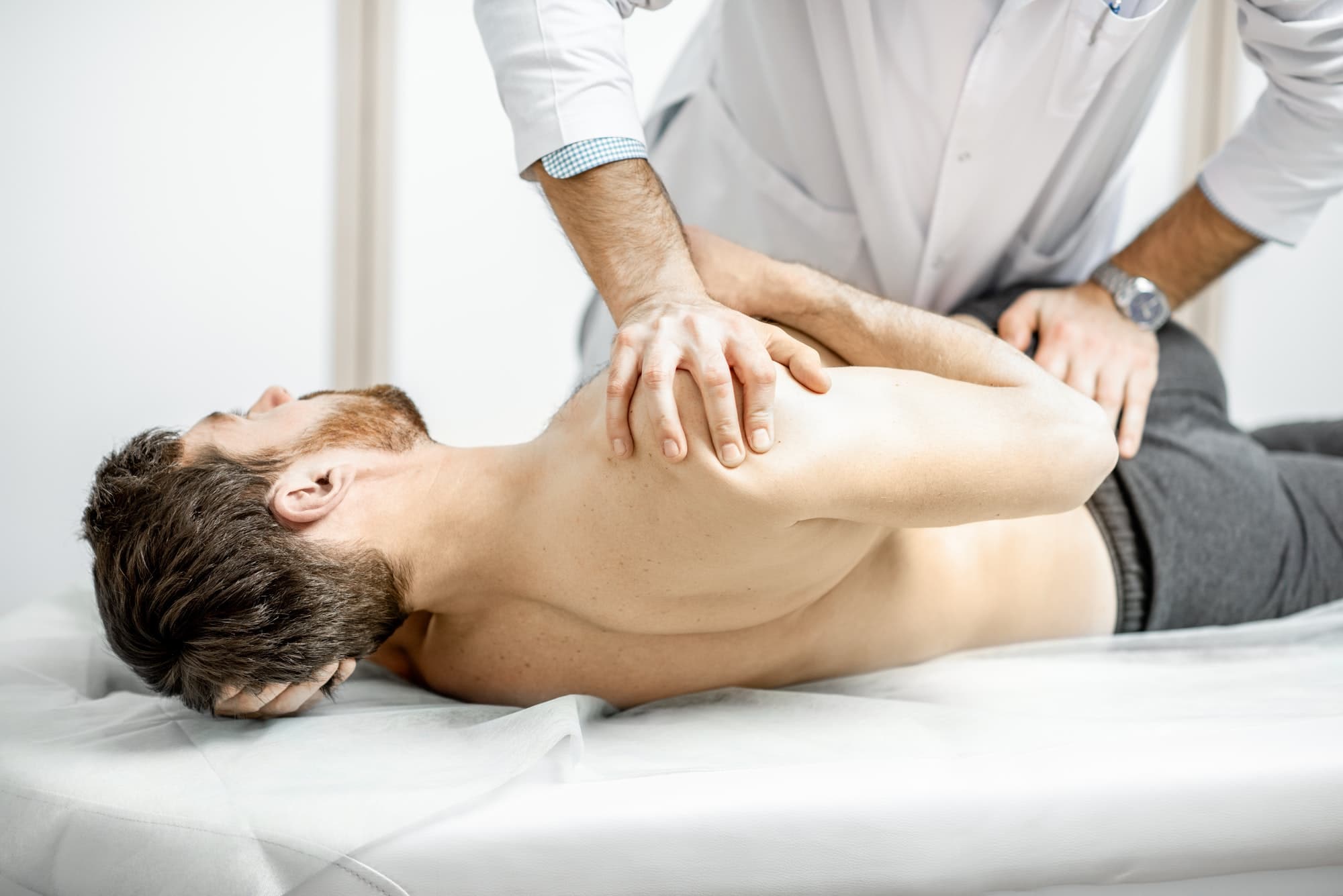 Hernia discal osteopatia Felipe Alvarez osteopata DO. Las condes Providencia