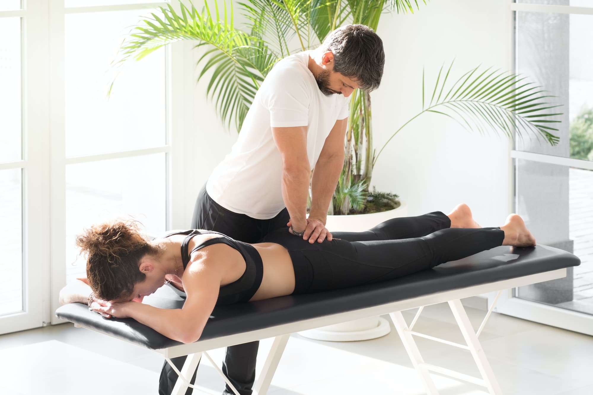 sacroileitis osteopatia Felipe Alvarez osteopata DO. Las condes Providencia