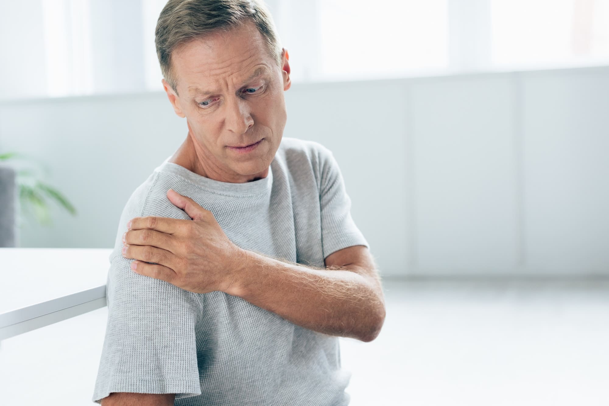 hombro doloroso osteopatía